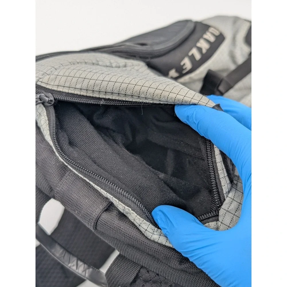 Oakley Link Pack Backpack Stone Gray 29L‎ Hiking Bag Travel Commute 92910-22Y